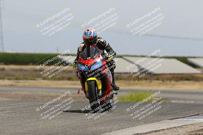 media/May-26-2025-Lets Ride (Mon) [[3bf1de1d65]]/B Group/1220pm (Wheelie Bump)/